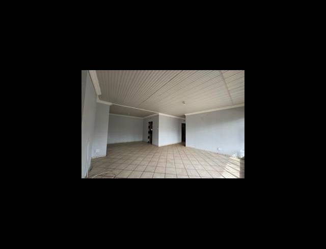 3 BEDROOM HOUSE FOR SALE IN VANDERBIJLPARK CE 5